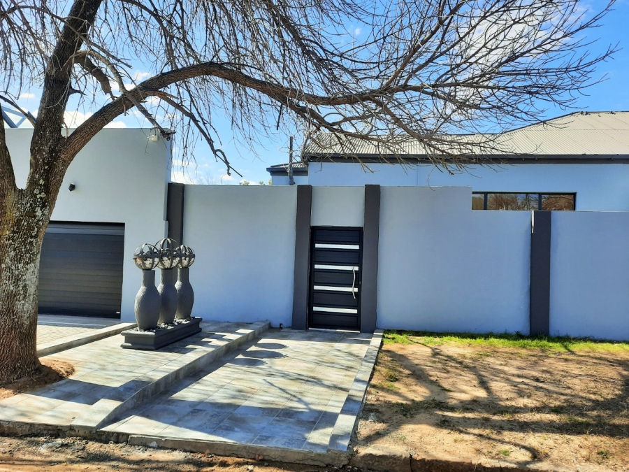 To Let 3 Bedroom Property for Rent in Eureka Free State